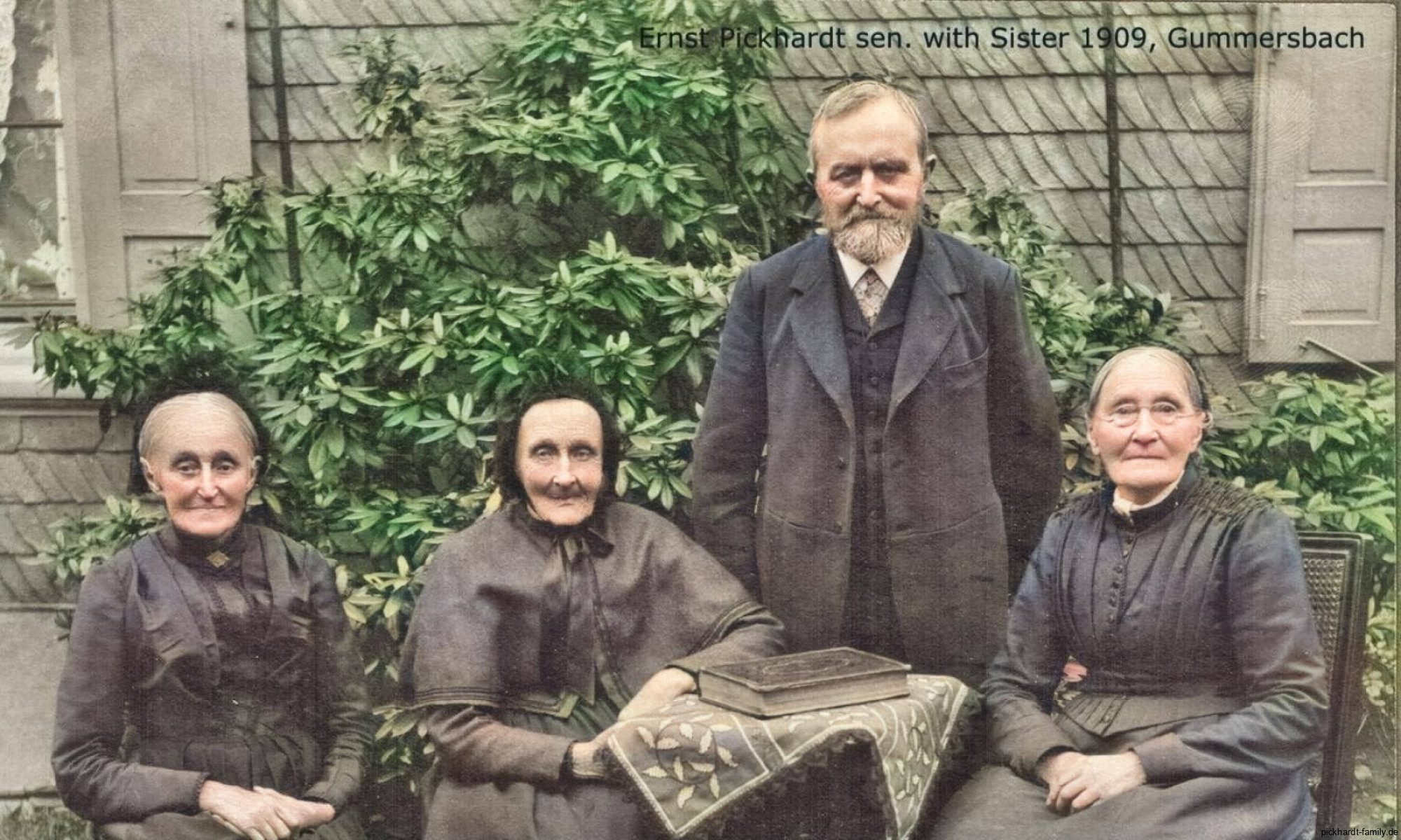 Ernst Wilhelm Pickhardt mit Schwestern